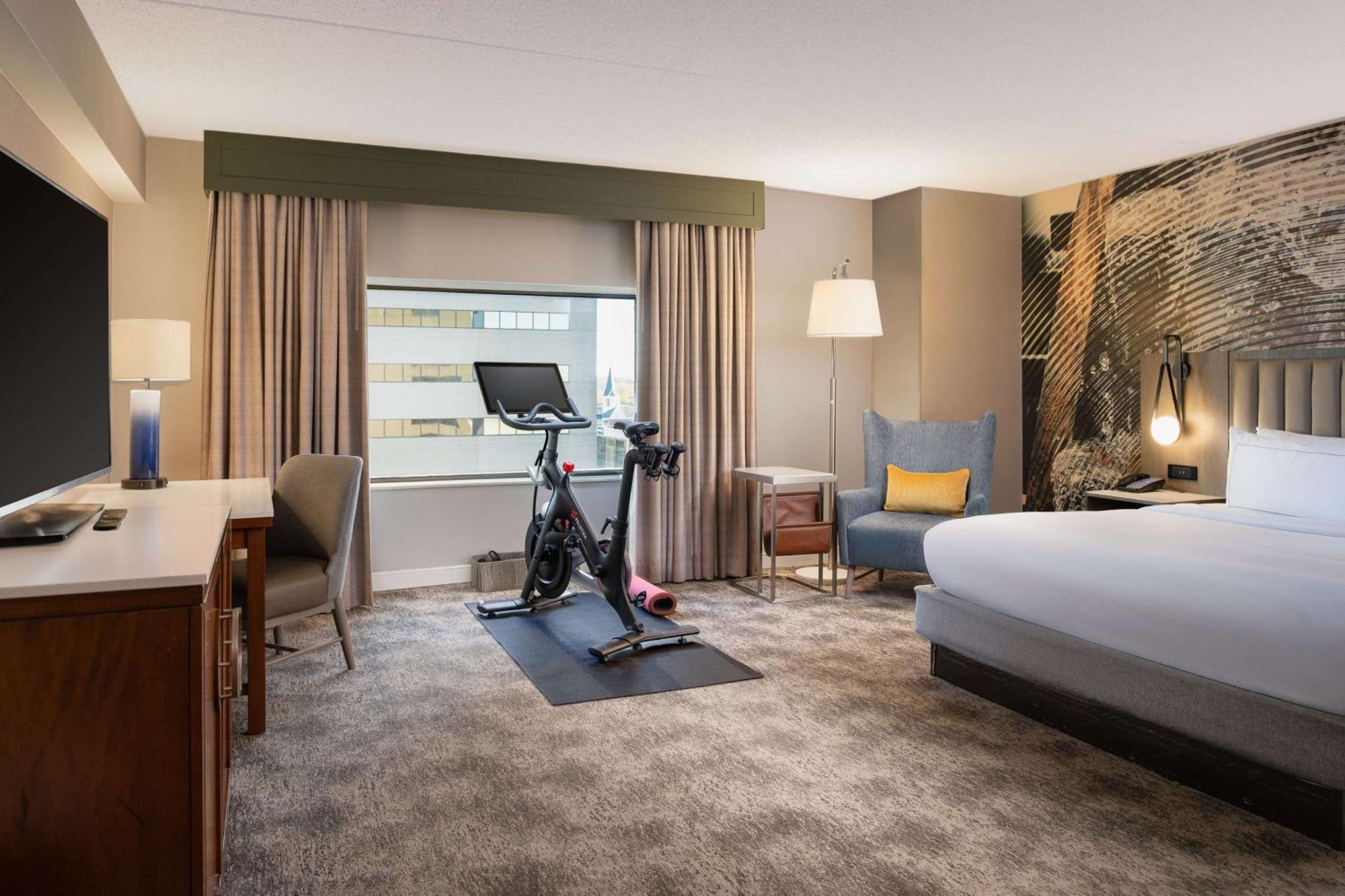 Hotel Hilton Lexington Downtown Extérieur photo